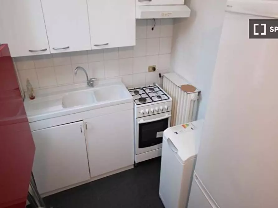 Immagine 17 di Camera condivisa in affitto  in Via Volterra a Milano