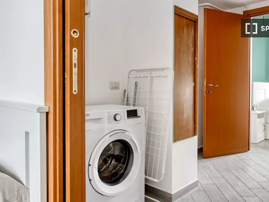 Immagine 14 di Camera condivisa in affitto  in Via Giovanni Pezzotti a Milano