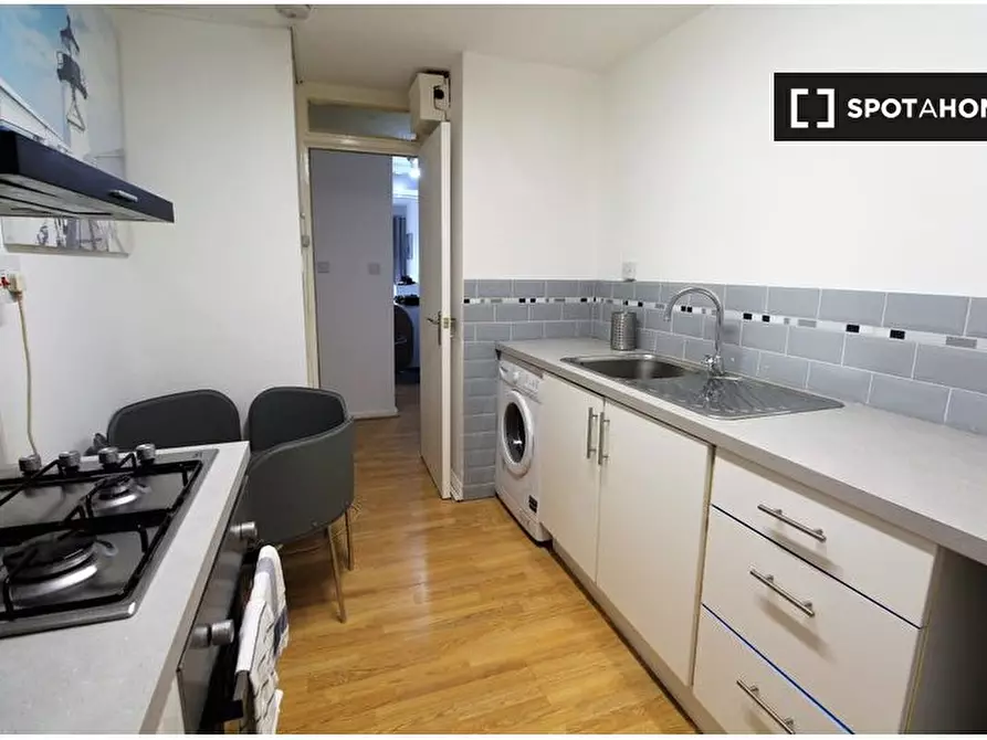 Immagine 5 di Camera condivisa in affitto  in Cheesemans Terrace a Hammersmith