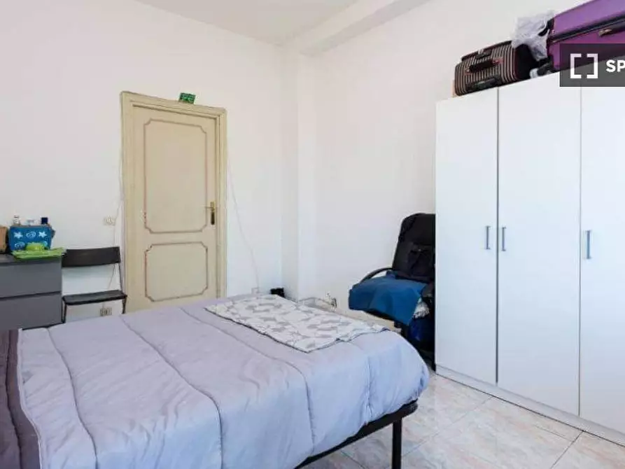 Immagine 2 di Camera condivisa in affitto  in Via Lero, 00144 Roma RM, Italy a Roma