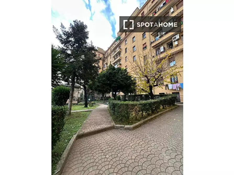 Immagine 11 di Appartamento in affitto  in Via Raimondo Montecuccoli a Roma