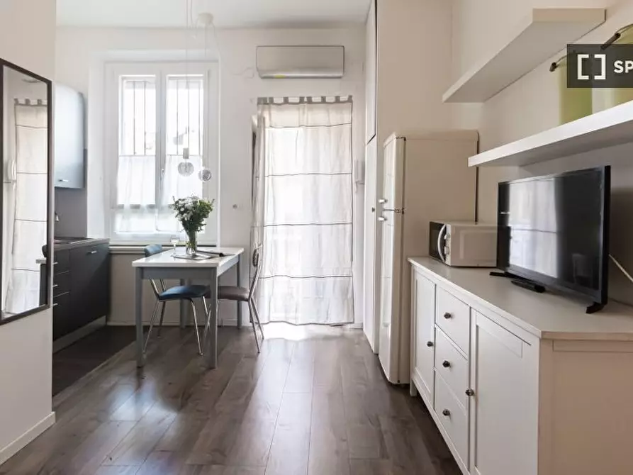 Immagine 5 di Ufficio in affitto  in Via Cola Montano a Milano