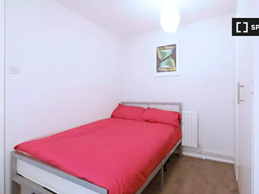 Immagine 9 di Camera condivisa in affitto  in O'Leary Square a Poplar