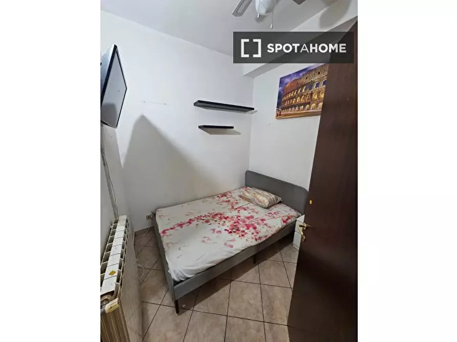 Immagine 1 di Appartamento in affitto  in Via della Magliana a Roma