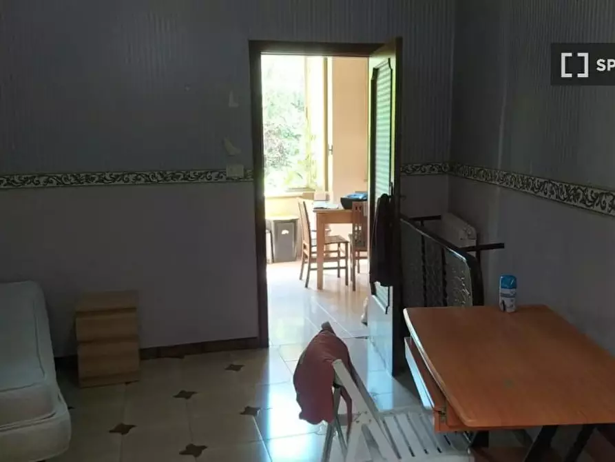 Immagine 7 di Camera condivisa in affitto  in Via Montesilvano a Napoli