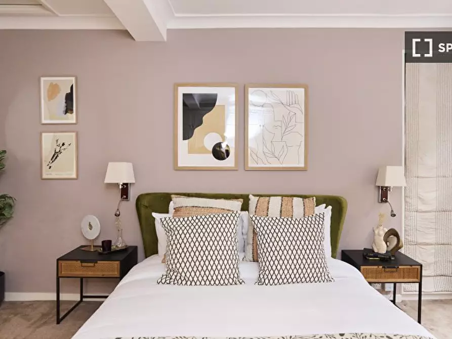 Immagine 5 di Appartamento in affitto  in Uxbridge St a Kensington