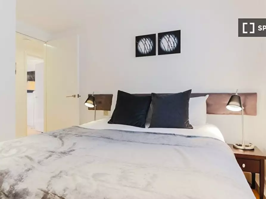 Immagine 10 di Appartamento in affitto  in a Wellington St a 