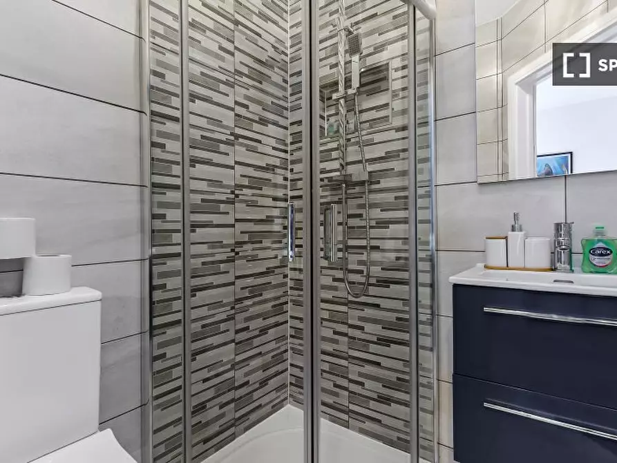 Immagine 17 di Appartamento in affitto  in flat a Tottenham