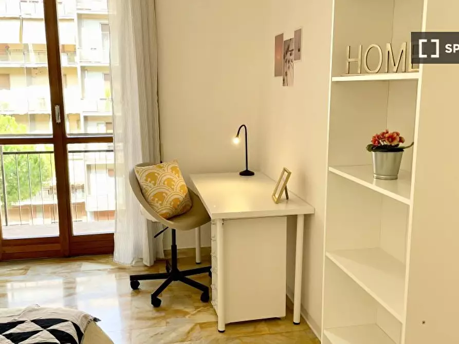 Immagine 9 di Camera condivisa in affitto  in VIA CADUTI DI CEFALONIA a Firenze