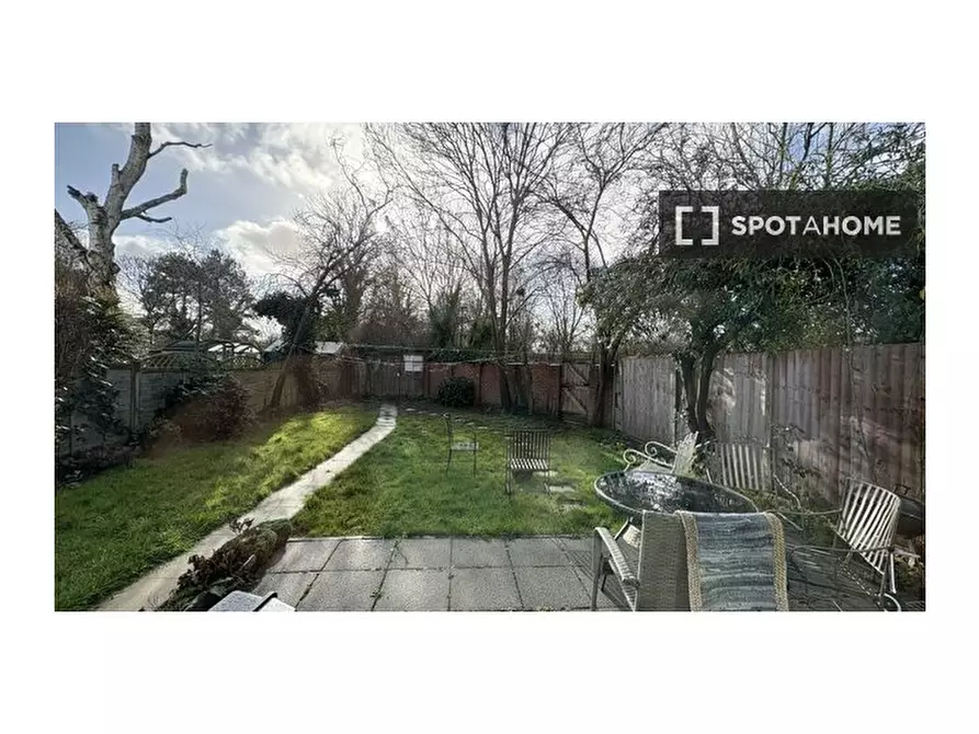 Immagine 4 di Camera condivisa in affitto  in Studland Rd a Ealing