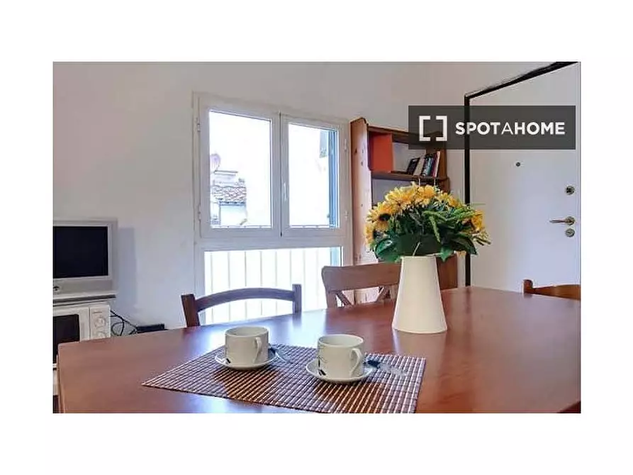 Immagine 1 di Appartamento in affitto  in Via Ricasoli a Firenze