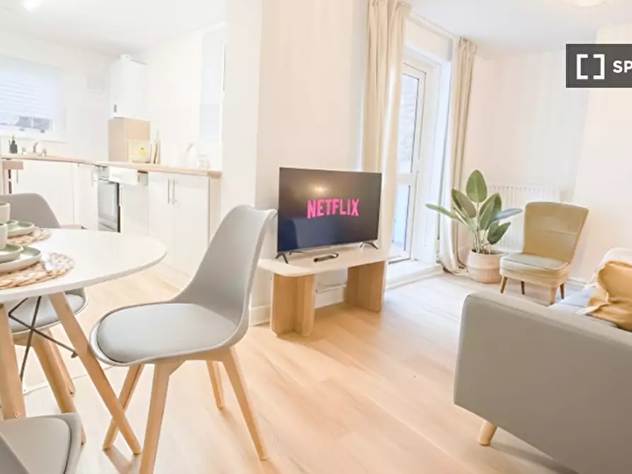 Immagine 1 di Appartamento in affitto  in Bellefields Rd a Lambeth