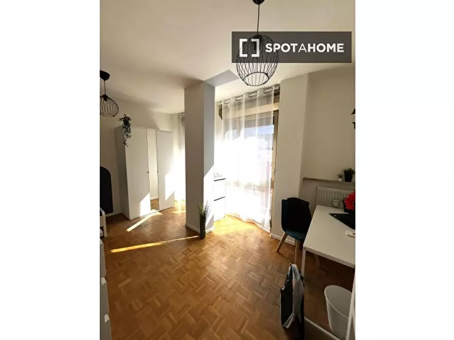 Immagine 2 di Camera condivisa in affitto  in Novembre 132 a Trento