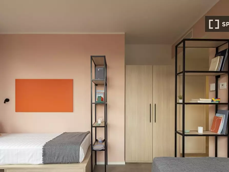 Immagine 1 di Camera condivisa in affitto  in Corso Novara a Torino