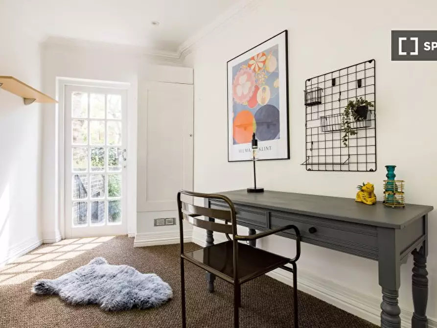 Immagine 12 di Appartamento in affitto  in Eardley Cres a Kensington
