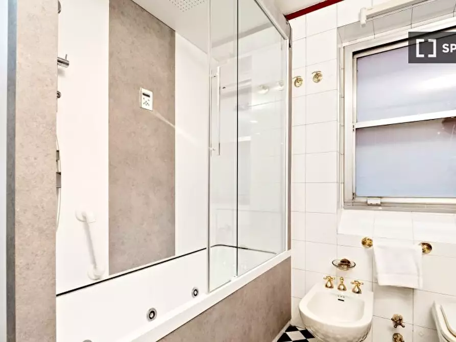 Immagine 17 di Appartamento in affitto  in Piazza S. Marco a Milano