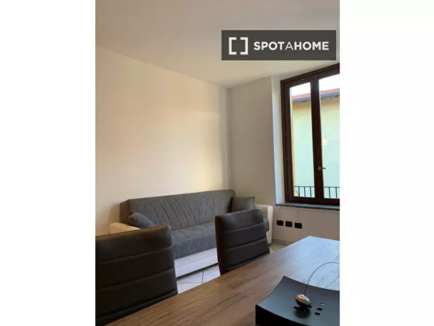 Immagine 15 di Appartamento in affitto  in Via Roma a Somma Lombardo