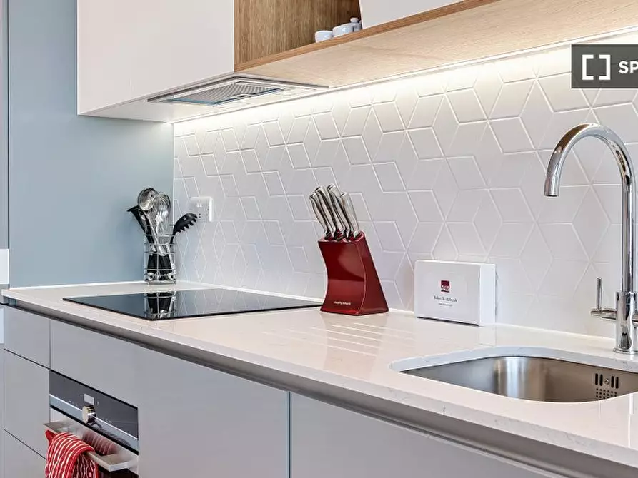Immagine 3 di Appartamento in affitto  in -48 Pyrcroft Rd a 