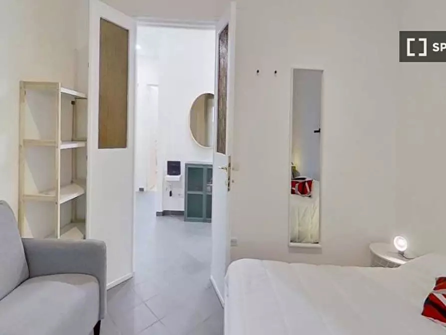 Immagine 13 di Camera condivisa in affitto  in Via Gualtiero Castellini a Roma