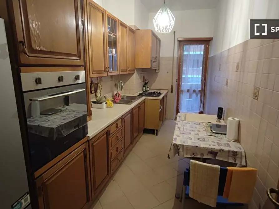 Immagine 15 di Camera condivisa in affitto  in Via Nocera Umbra a Roma