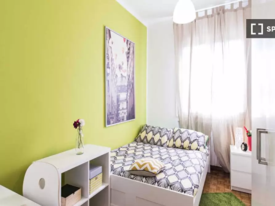 Immagine 1 di Camera condivisa in affitto  in Via Leone Tolstoi a Milano