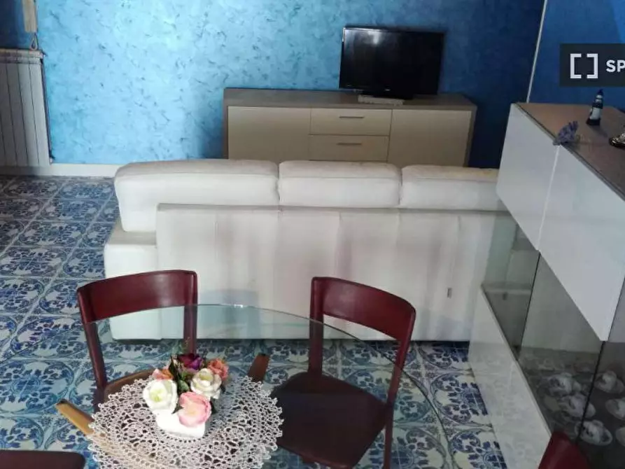 Immagine 7 di Camera condivisa in affitto  in Via Santa Maria delle Grazie a Loreto a Napoli