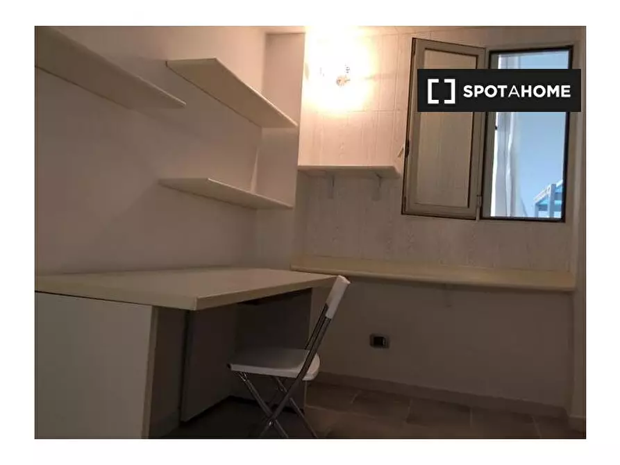 Immagine 10 di Appartamento in affitto  in P.za dei Giuochi Delfici a Roma