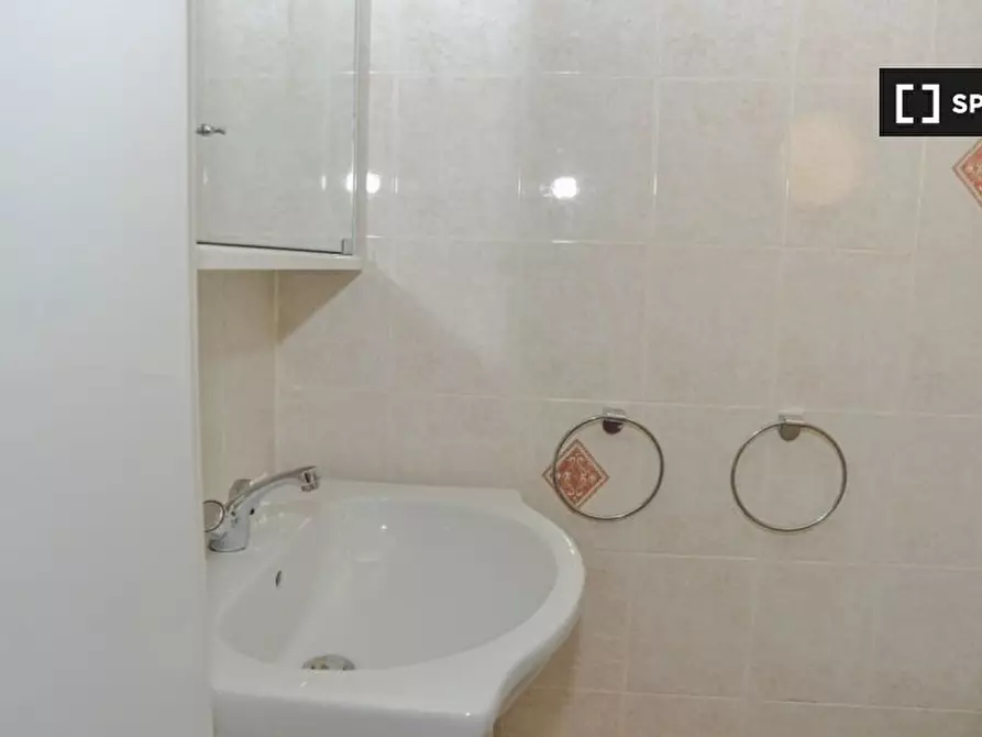 Immagine 10 di Camera condivisa in affitto  in CIRCLE GARDEN a Merton