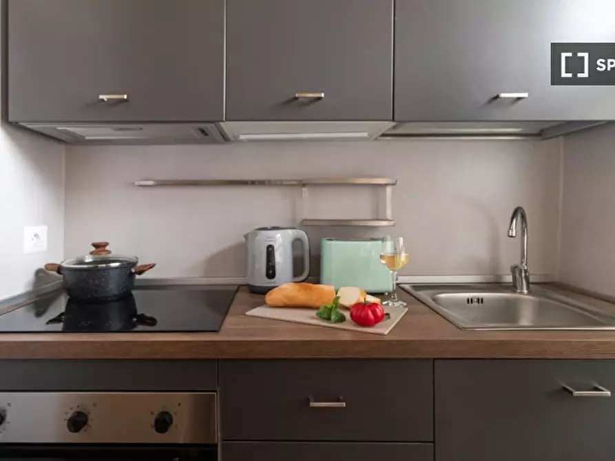 Immagine 7 di Ufficio in affitto  in Via Cola Montano a Milano