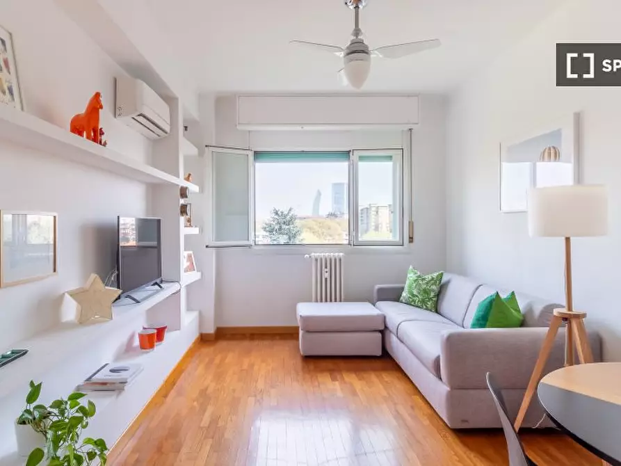 Immagine 1 di Appartamento in affitto  in Via Giuseppe Pogatschnig a Milano