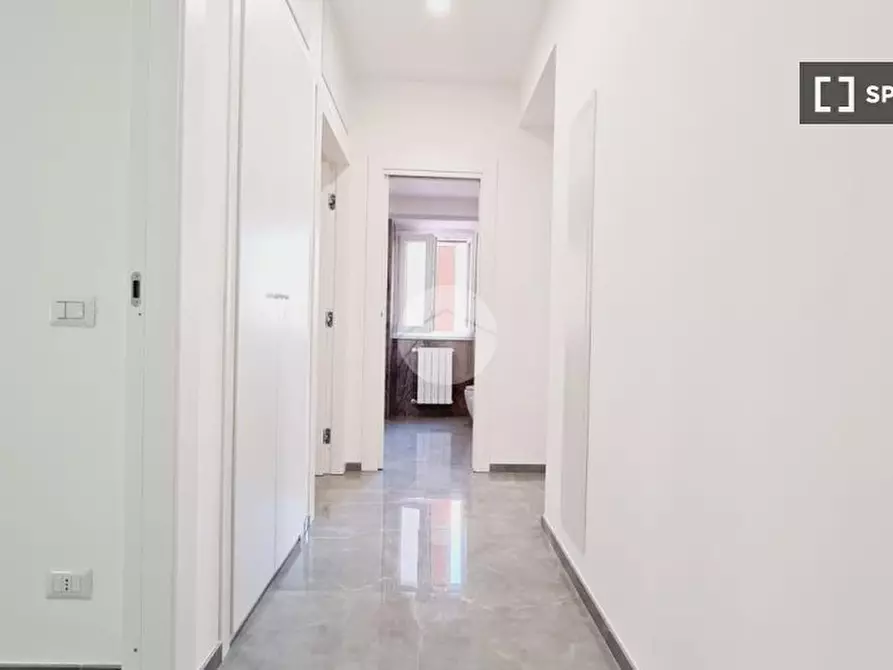 Immagine 8 di Camera condivisa in affitto  in Via Luigi Magrini a Roma