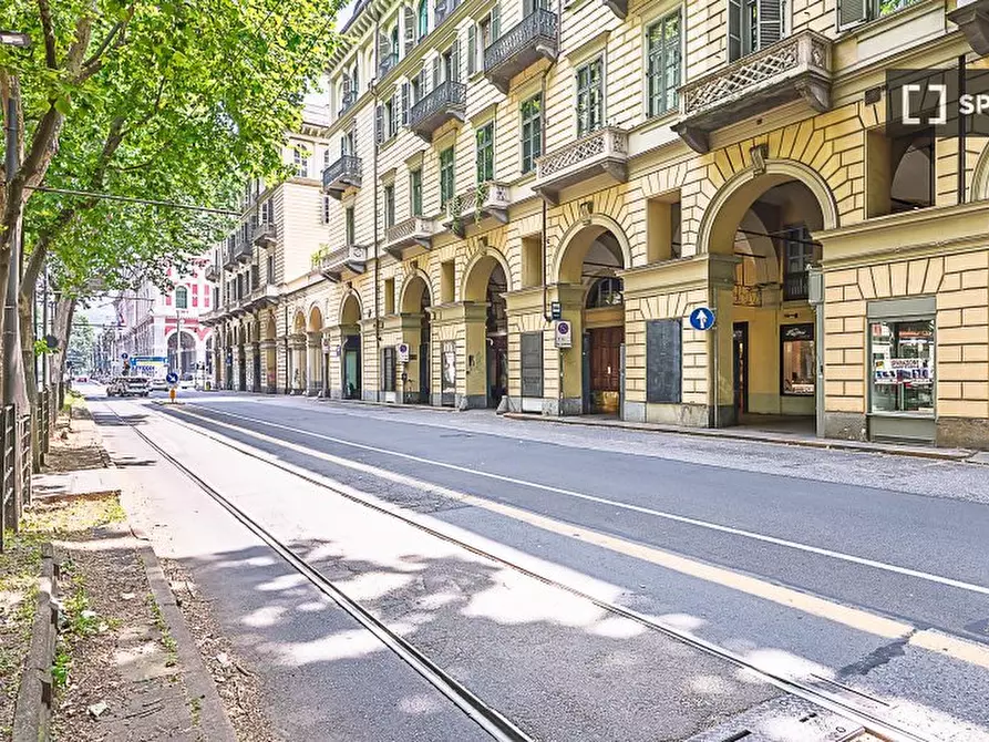 Immagine 17 di Camera condivisa in affitto  in Corso Vittorio Emanuele II n. a Torino
