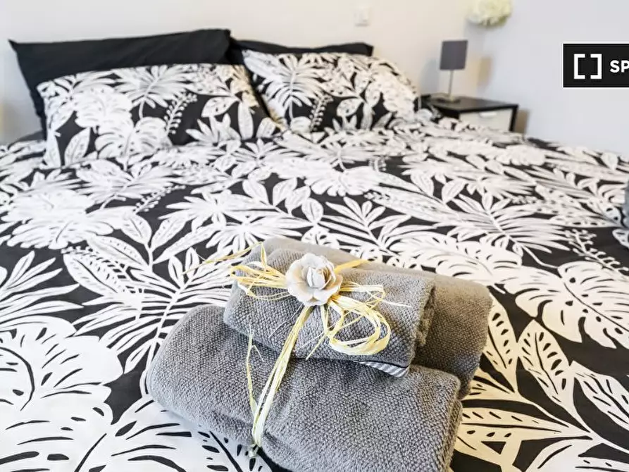 Immagine 15 di Appartamento in affitto  in Piazza Angilberto II a Milano