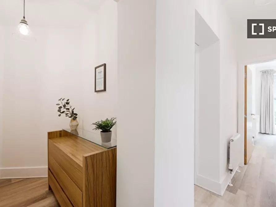 Immagine 13 di Appartamento in affitto  in Nevern Pl a Kensington