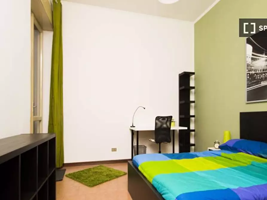 Immagine 2 di Camera condivisa in affitto  in Via Vincenzo Foppa a Milano