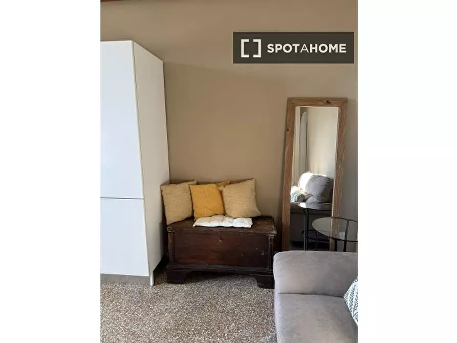 Immagine 5 di Appartamento in affitto  in Via Ventisette Aprile a Firenze