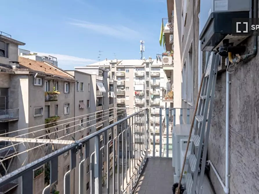 Immagine 14 di Camera condivisa in affitto  in Via Copernico a Milano