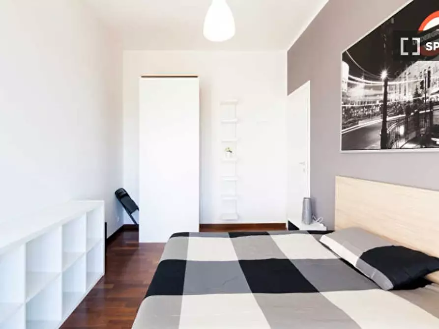 Immagine 2 di Camera condivisa in affitto  in Piazza Trento Trieste a Bologna