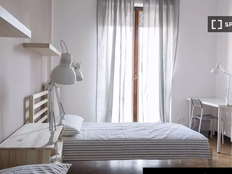 Immagine 3 di Camera condivisa in affitto  in Via Orti a Milano