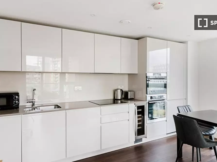 Immagine 9 di Appartamento in affitto  in Wandsworth Rd a Lambeth
