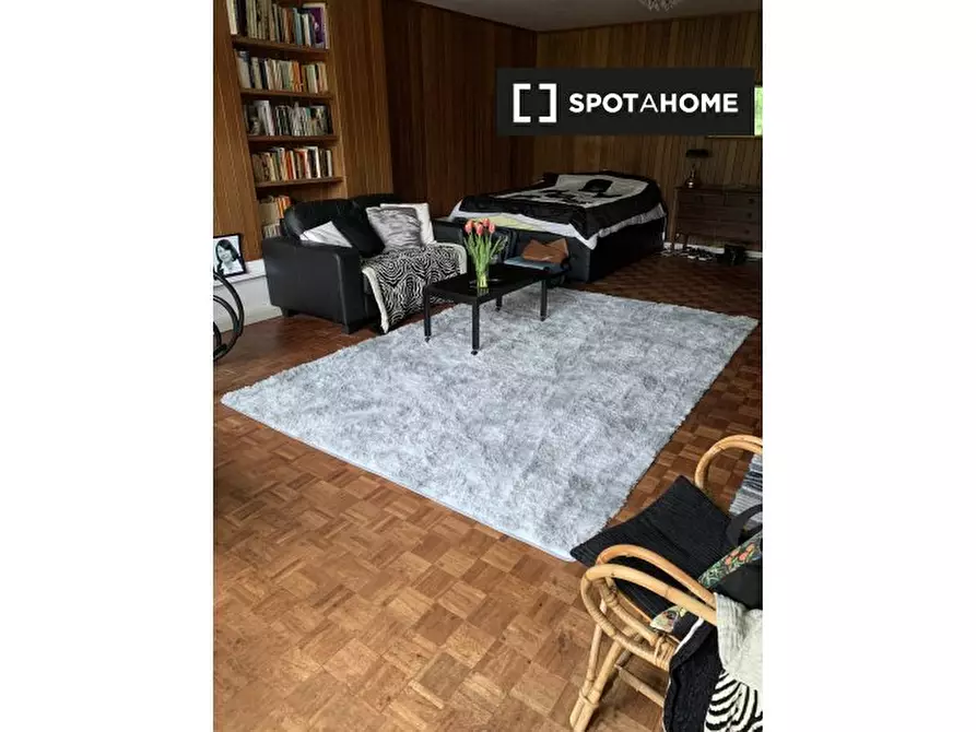 Immagine 2 di Ufficio in affitto  in Broadhurst Gardens a Camden Town