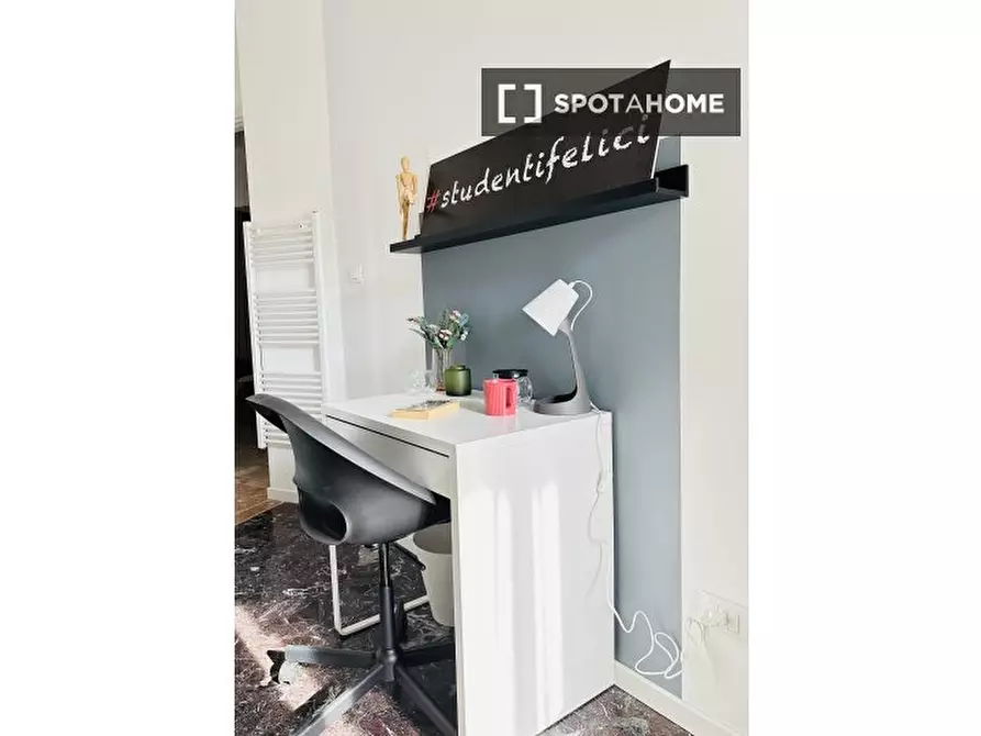 Immagine 4 di Camera condivisa in affitto  in Via Tripoli n. a Torino