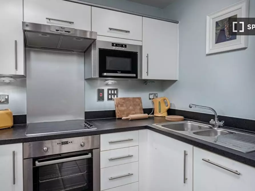 Immagine 12 di Appartamento in affitto  in Aragon Court a Lambeth