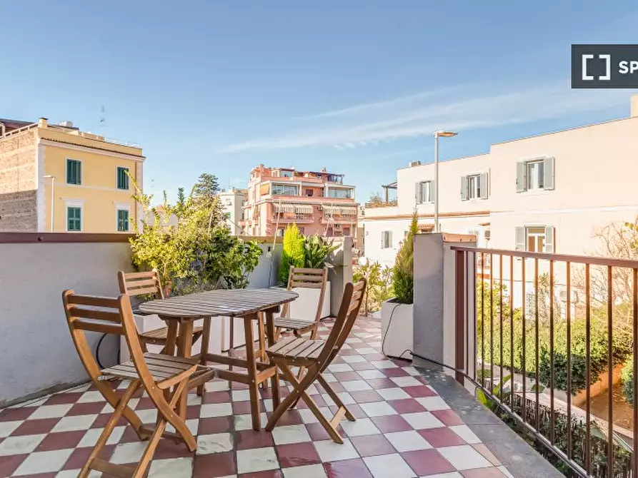 Immagine 6 di Appartamento in affitto  in Via Attilio Zuccagni Orlandini a Roma