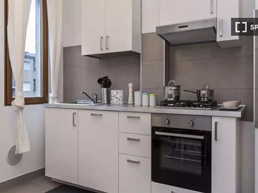 Immagine 10 di Camera condivisa in affitto  in Via Polesine a Milano