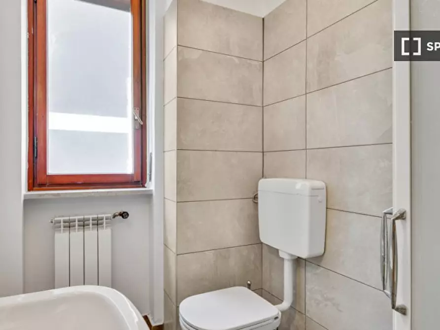 Immagine 5 di Camera condivisa in affitto  in Via Orti a Milano