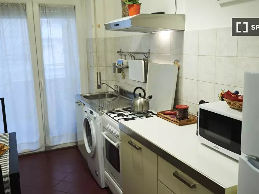 Immagine 12 di Camera condivisa in affitto  in Via Cipro a Roma