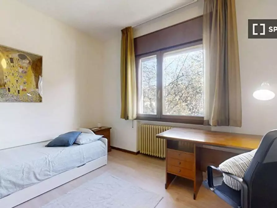 Immagine 4 di Camera condivisa in affitto  in VIA CERNAIA a Padova