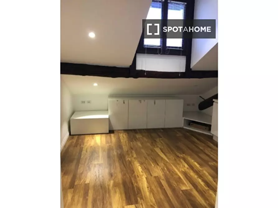 Immagine 11 di Ufficio in affitto  in Via Nino Bixio a Milano