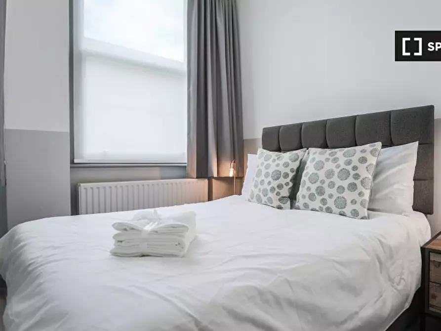 Immagine 17 di Appartamento in affitto  in Nevern Rd a Kensington